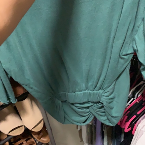 Front twist top from Zara - Picture 2 of 2